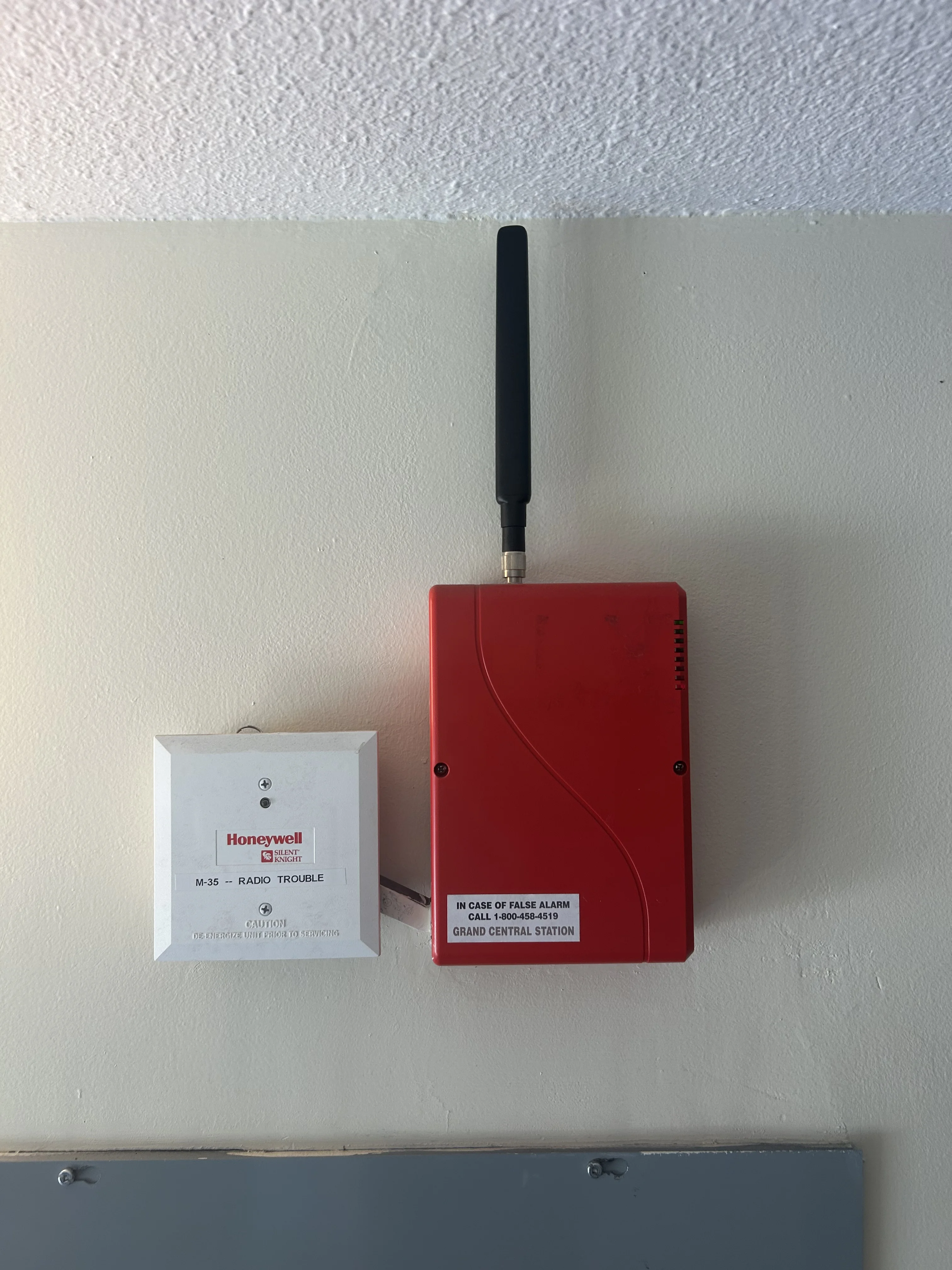 Fire alarm device location